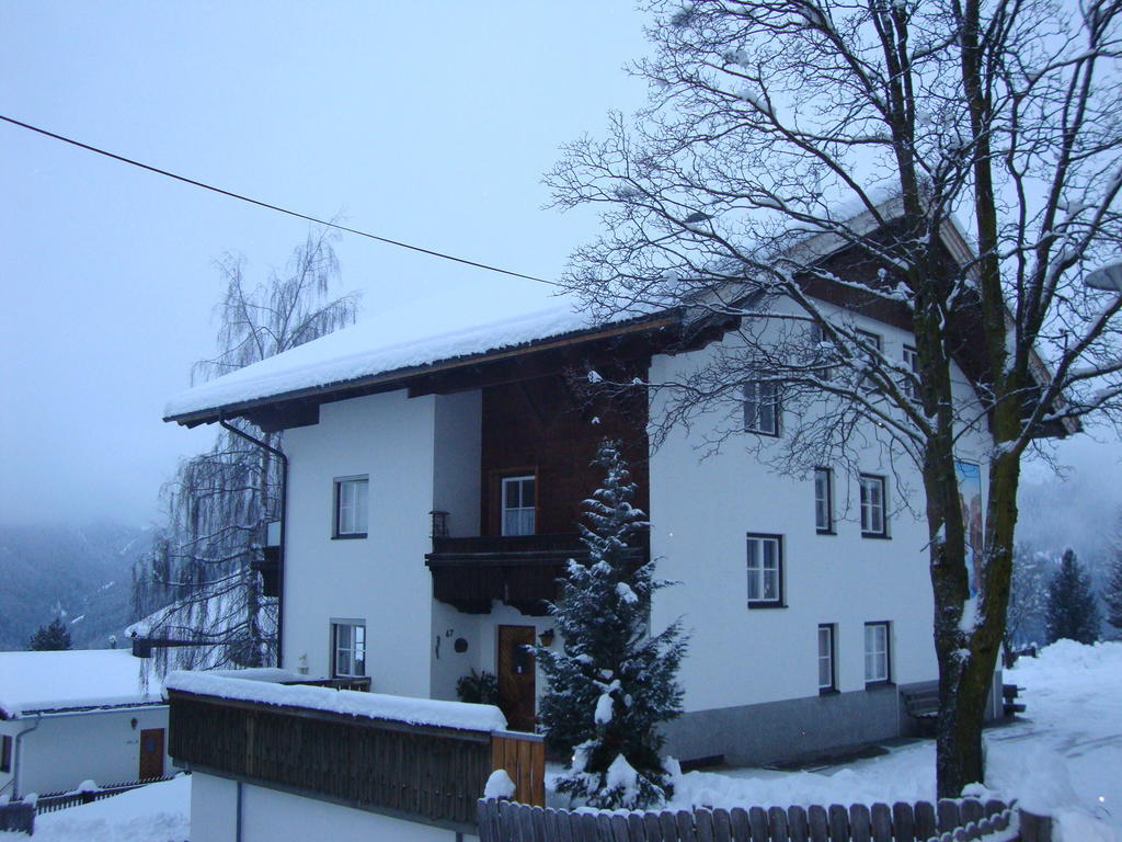 Gastehaus Obererlacher Obertilliach Exterior foto